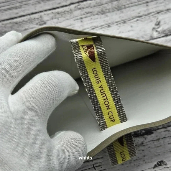 Louis Vuitton Cup Vinyl iPad case - Picture 2 of 3